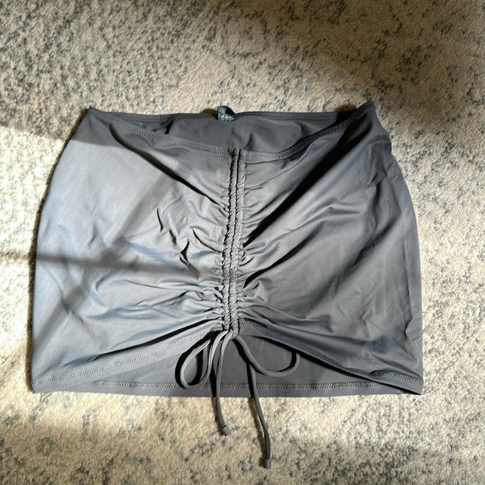 SKIMS Gray Ruched Swim Coverup Mini Skirt